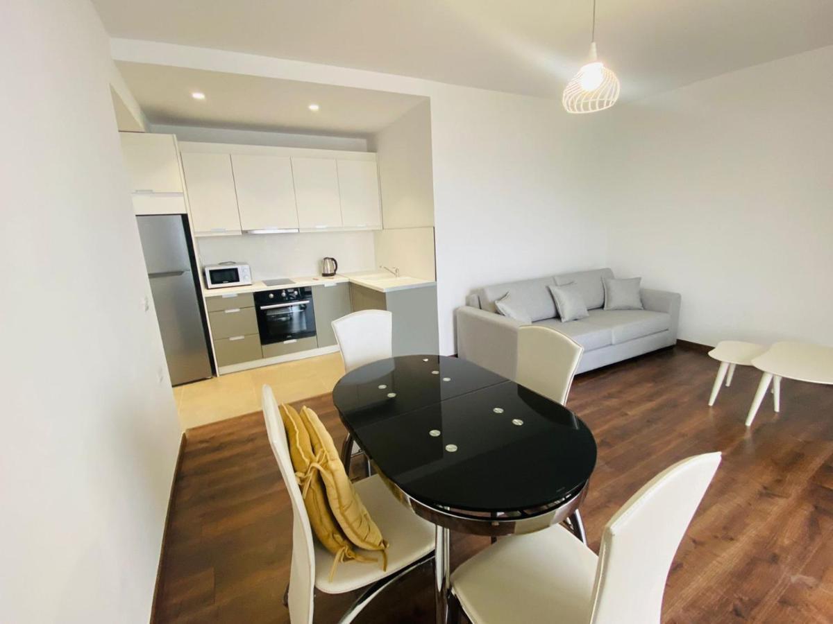 Apartament Sunnyholidays Saranda