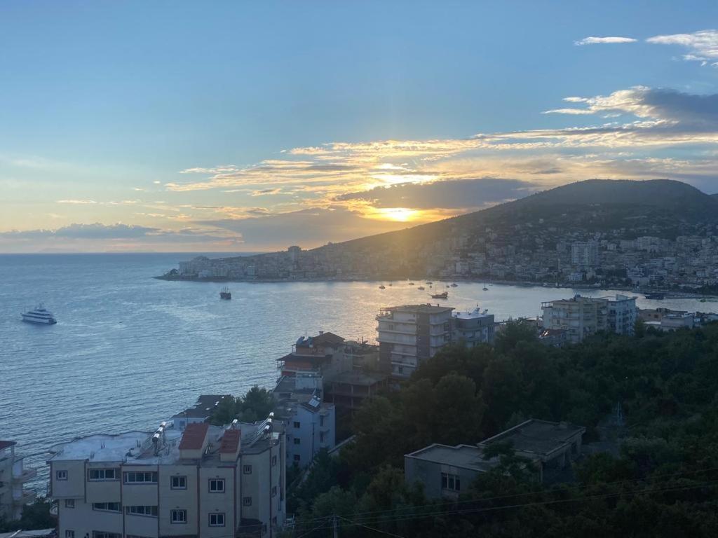 Sunnyholidays Appartamento Sarandë
