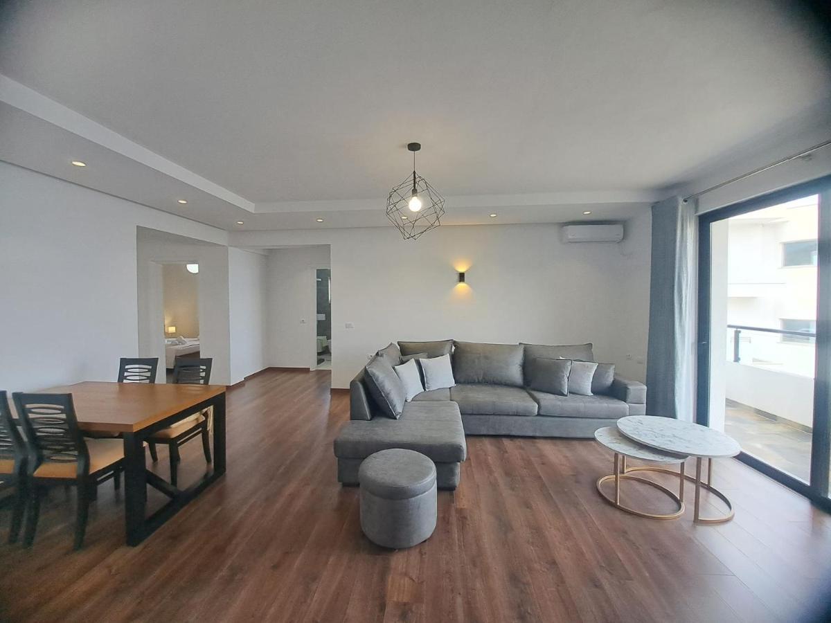 Sunnyholidays Sarandë